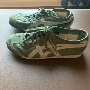 Asics shoes onit onitsuka tiger Men's size 6 women’s 8.5